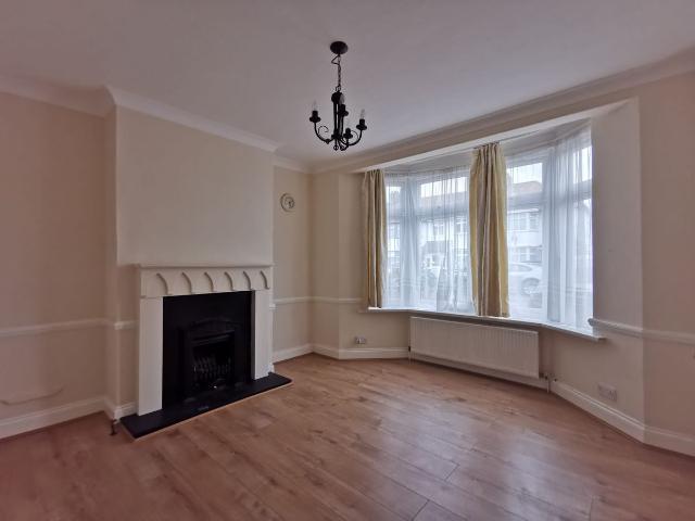 Shrewsbury Avenue, Harrow HA3, 3 bed terraced house to rent, £2,500 pcm | PrimeLocation