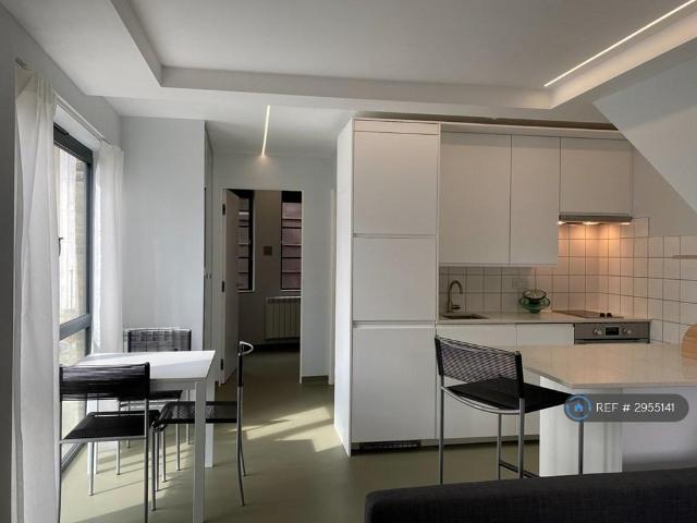 Shrewsbury Court, London, EC1Y 1 bed flat to rent £2,250 pcm £519 pw