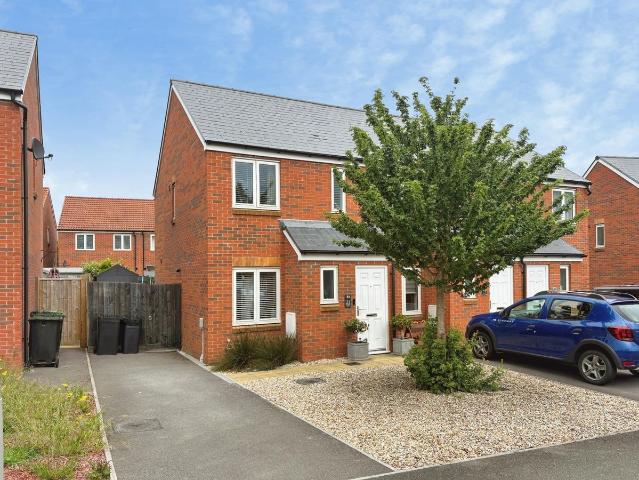 Shutler Street, Sherborne DT9, 2 bed end terrace house to rent, £1,250 pcm | PrimeLocation