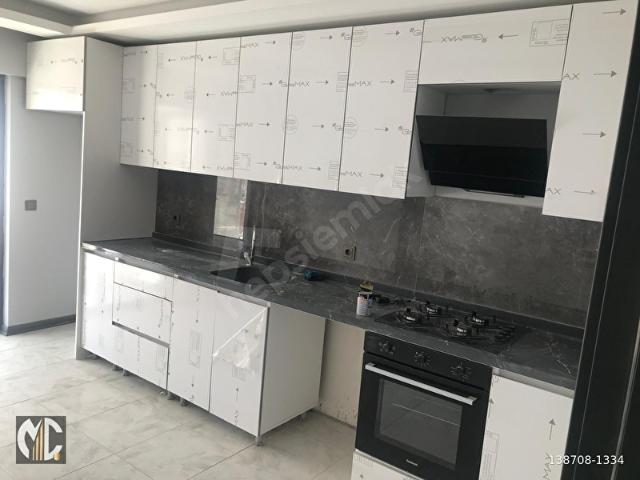 SİTE İÇERİSİNDE LÜX SIFIR 2+1 3+1 MEVCUT FIRSAT DAİRELER.