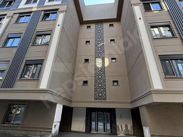 SİTE İÇİ SIFIR 4+2,150 NET ULTRA LÜX,K.OTOPARKLI