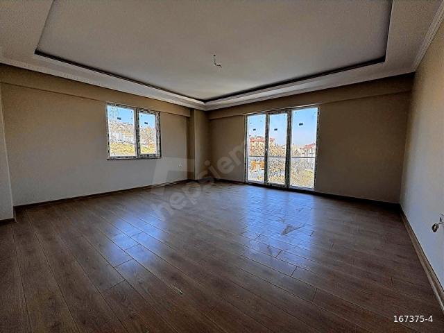SİTE İÇİ YERDEN ISITMALI GENİŞ 3+1 SATILIK DAİRE !