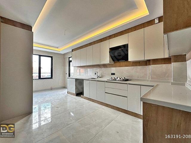 SİTE KONSEPTİNDE 3+1 ARA KATTA KİRALIK DAİRE