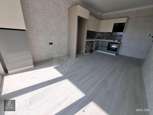 SİTE KONSEPTİNDE ARA KATTA LÜKS YAPILI SATILIK 2+1 DAİRE