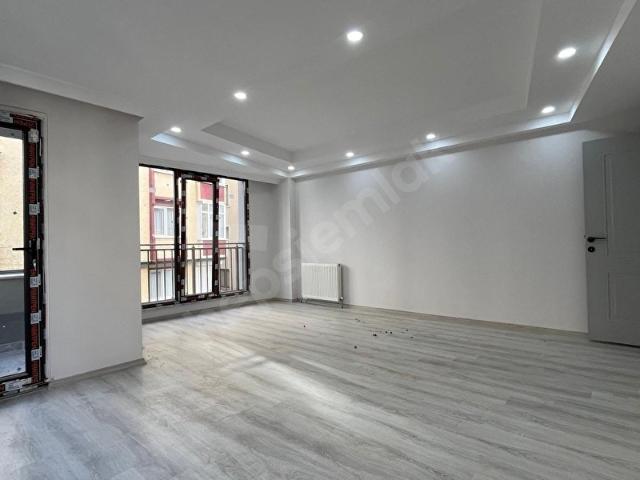 SİYAVUŞPAŞA'DA SIFIR 2+1 ARAKAT DAİRE OTURUMA HAZIR