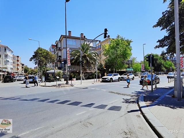 SİZE ÖZEL BAKIRKÖYDE,SIFIR BİNADA,KAPALI OTOPARKLI,2+1