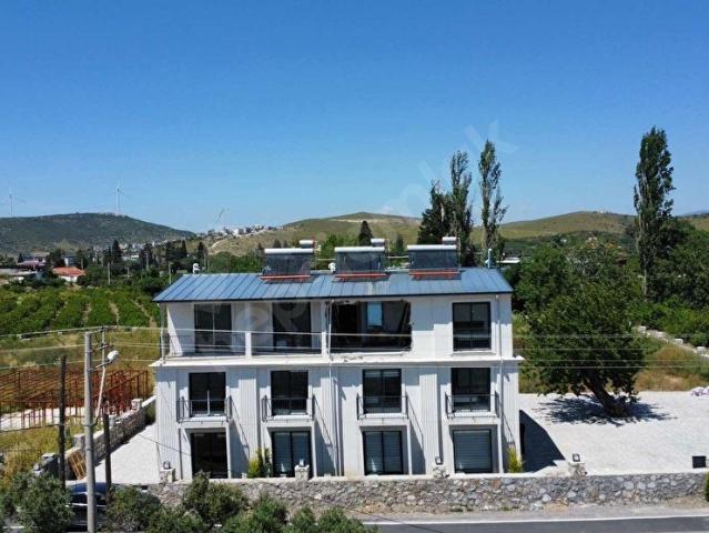 SIĞACIKTA DOĞAYLA İÇ İÇE SEZONLUK 2+1 EBEVEYN BANYOLU DAİRELER