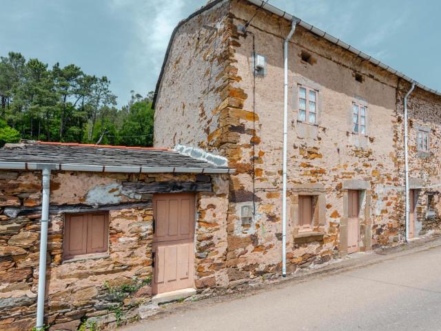 Si buscas casa con vistas a 5 minutos de servicios esta es tu casa