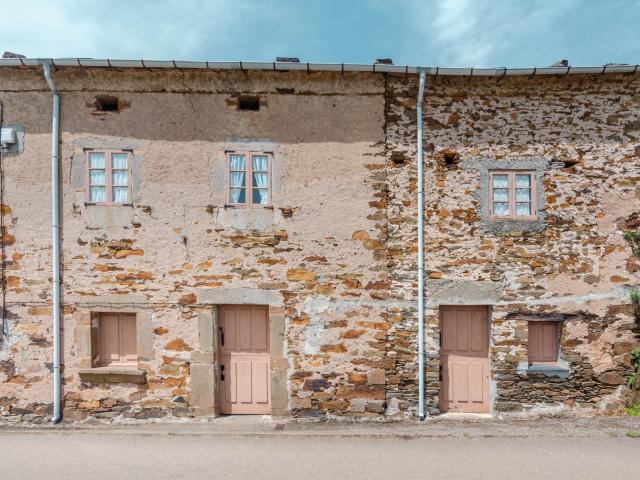Si buscas casa con vistas a 5 minutos de servicios esta es tu casa