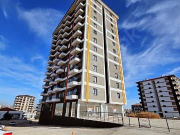SİNCAN BULVAR Z SİTESİNDE ARAKAT GÜNEYBATI CEPHELİ BOŞ 1+1 DAİRE