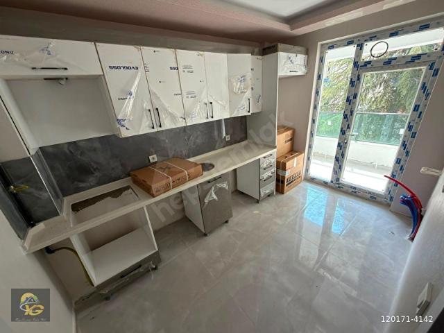 SİNCAN İSTASYON MAH ASANSÖRLÜ SIFIR KATTA GENİŞ SATILIK DAİRE