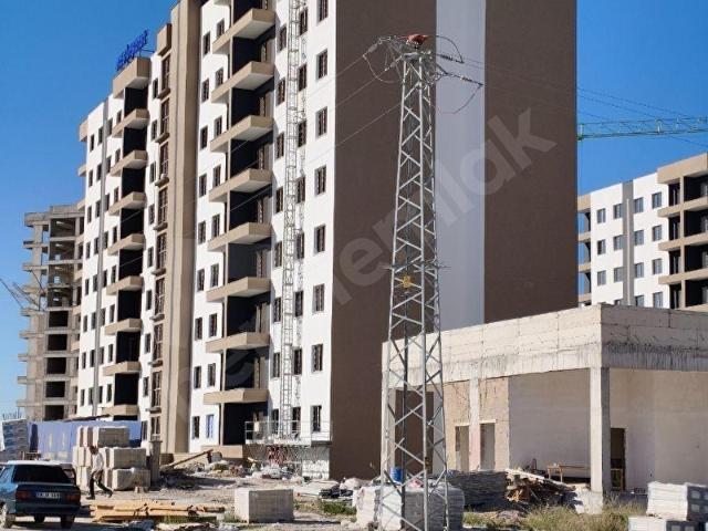 SİNCAN SARAYCIK'DA %75 TAMAMLANMIŞ 75m22+1 SİTEİÇİ CADDE CEPHE