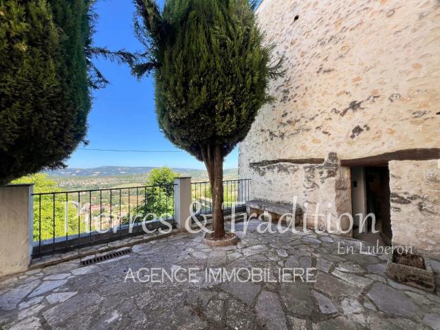 Simiane, authentique maison de village avec vue panoramique. 268m² Simiane la Rotonde