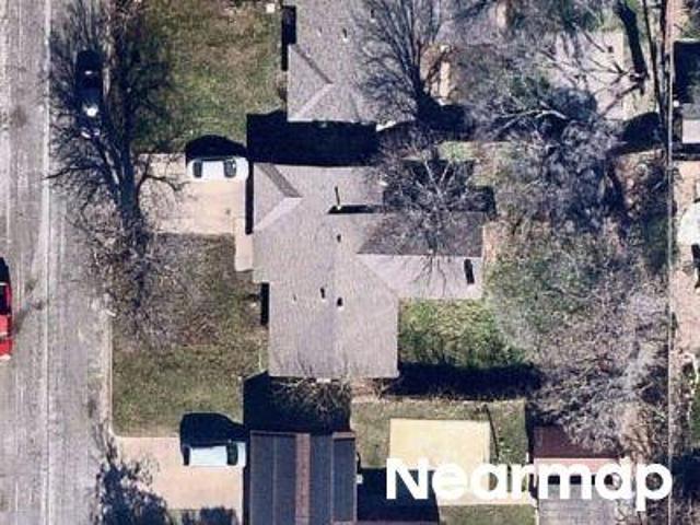 Simmons Dr
