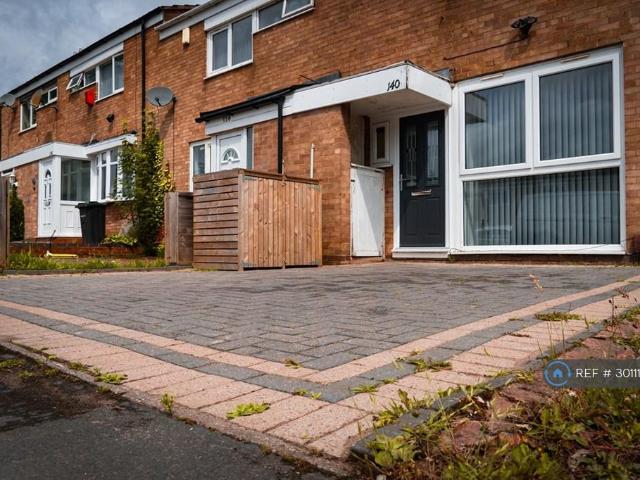 Simmons Drive, Quinton, Birmingham, B32 3 bed terraced house to rent £1,300 pcm £300 pw