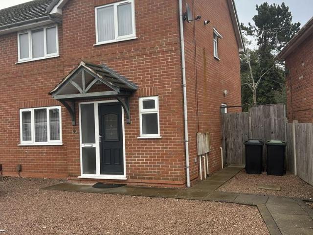 Simms Lane, Wythall. 3 bed semi detached house to rent £1,450 pcm £335 pw