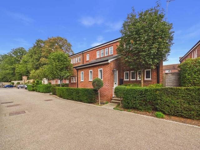 Simon Theobald Close, Sudbury, Suffolk CO10, 2 bed detached house to rent, £1,395 pcm | PrimeLocation