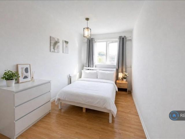 Simons Walk, London, E15 1 bed in a house share to rent £850 pcm £196 pw
