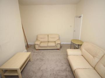 Simonside Terrace, Heaton, Newcastle Upon Tyne NE6, 3 bed flat to rent, £1,560 pcm | PrimeLocation