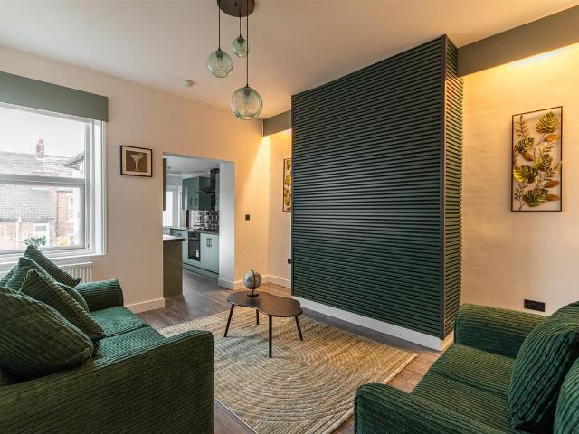 Simonside Terrace, Heaton, Newcastle Upon Tyne NE6, 3 bed flat to rent, £1,695 pcm | PrimeLocation