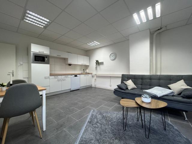 Simplex Apartments: spacious apartment, Karlsruhe near Ettlinger Tor, Karlsruhe Amsterdam Apartments for Rent