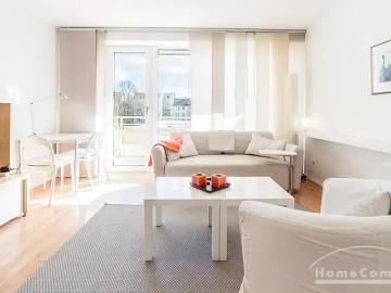 Simple furnished flat for 1 person  close to “Beiersdorf” and UKE