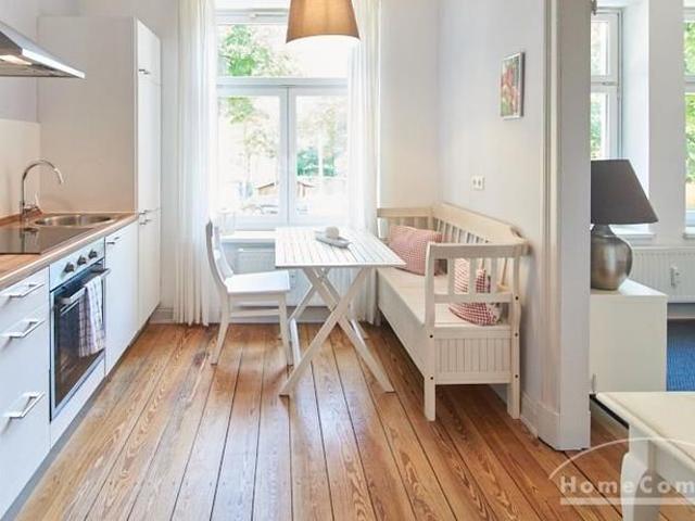 Simple furnished 1 room apartment for 1 person