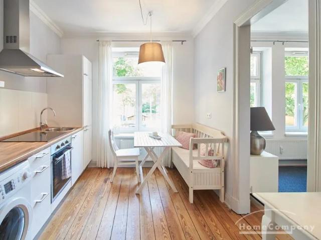 Simple furnished 1 room apartment for 1 person