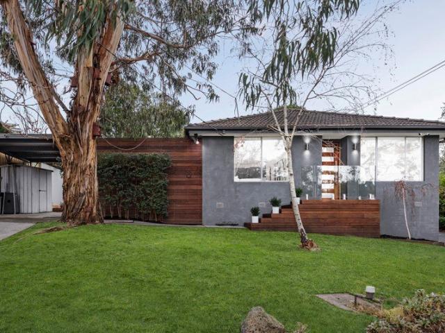 Simple Living with a Thoughtful, Functional Interior