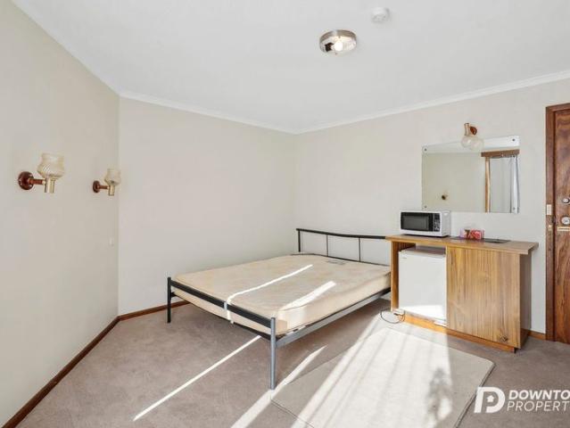 Simple West Hobart Living in Kirby Court