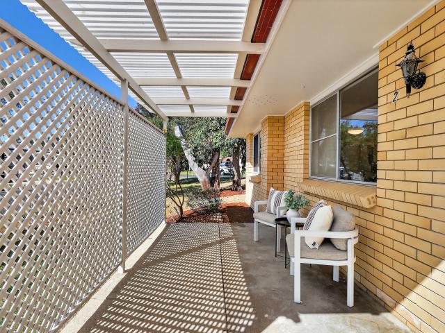 Simply move in! perfect low set opportunity!
