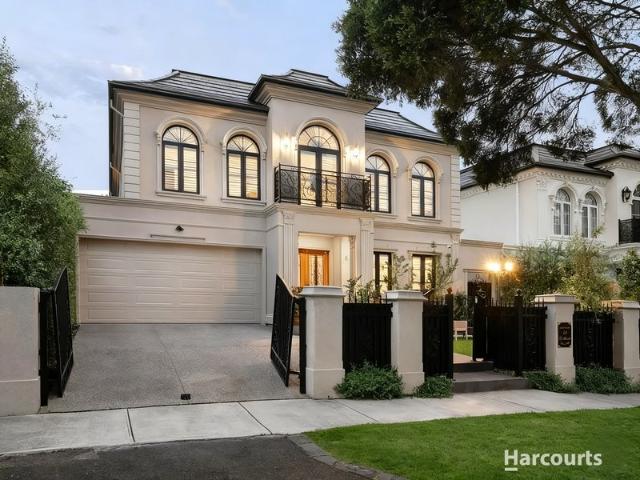 Simply Stunning Family Grandeur
