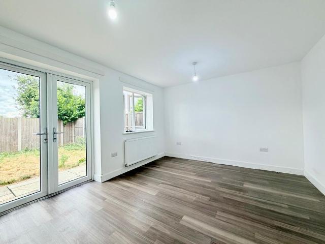 Simpson Avenue, Rushden, Higham Ferrers