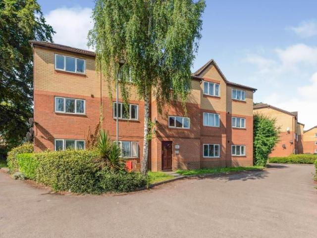 Simpson Close, Luton LU4, 1 bed flat to rent, £900 pcm | PrimeLocation