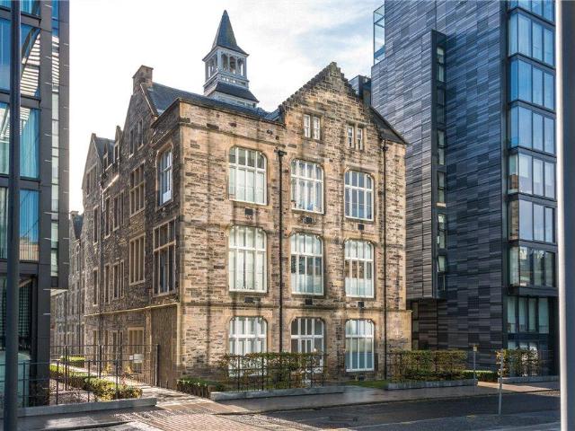 Simpson Loan, Edinburgh, Midlothian 2 bed apartment to rent £3,000 pcm £692 pw