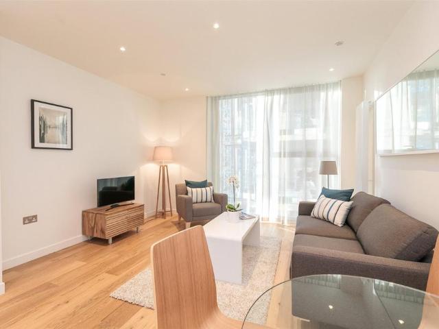 Simpson Loan, Edinburgh, EH3 1 bed flat to rent £1,575 pcm £363 pw