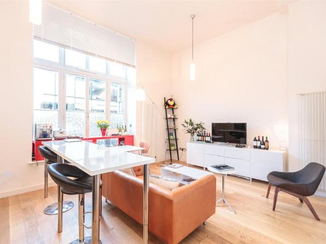 Simpson Loan, Edinburgh, EH3 1 bed flat to rent £1,695 pcm £391 pw