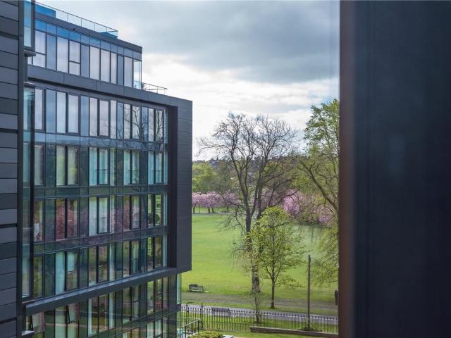 Simpson Loan, Edinburgh 1 bed apartment to rent £1,800 pcm £415 pw