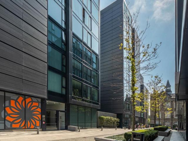 Simpson Loan, Edinburgh 1 bed apartment to rent £1,950 pcm £450 pw