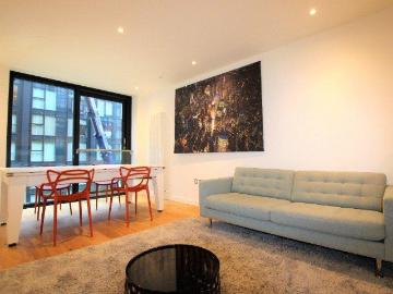 Simpson Loan, Quartermile, Edinburgh. 2 bed apartment to rent £2,750 pcm £635 pw