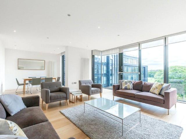 Simpson Loan, Quartermile, Edinburgh 2 bed apartment to rent £3,200 pcm £738 pw