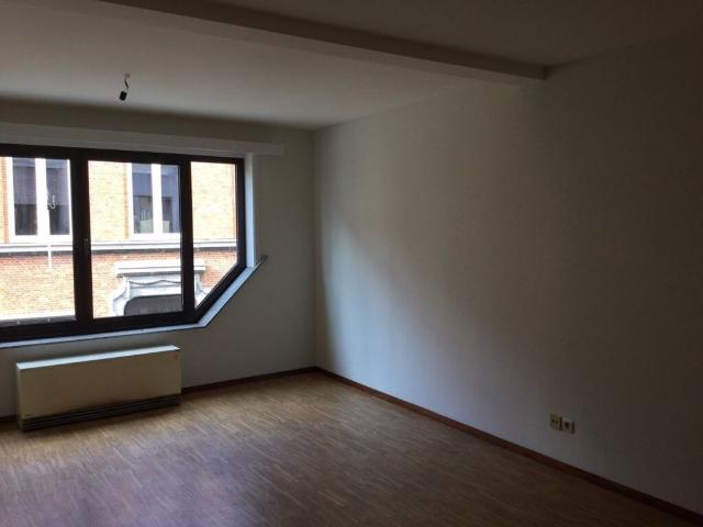 Sint Niklaas appartement 1 ste verdieping met 2 slaapkamers