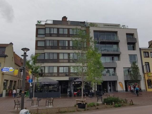 Sint Niklaas – appartement met 2 slaapkamers, terras en kelder