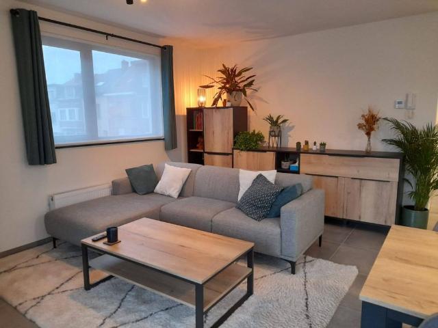 Sint niklaas – Modern appartement met 2 slaapkamers en terras