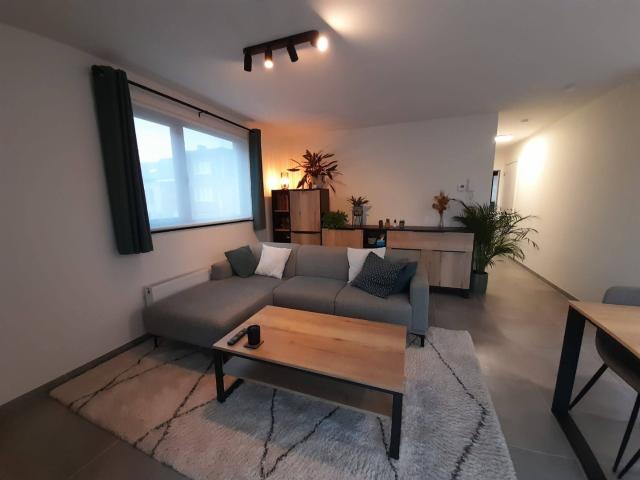 Sint niklaas – Modern GLV appartement met 2 slaapkamers en terras