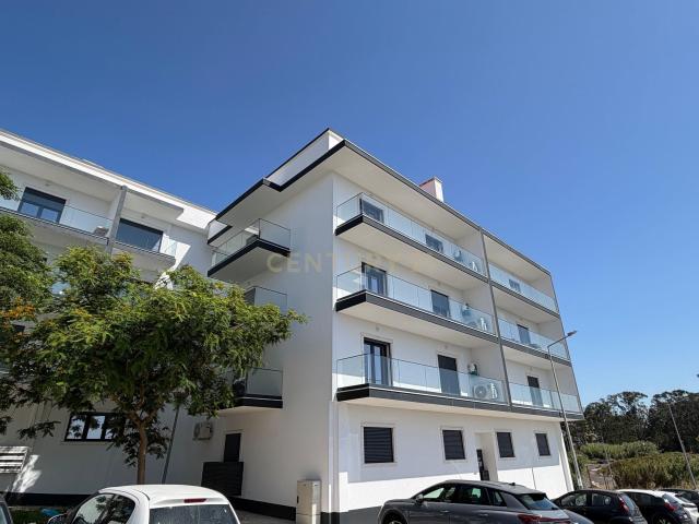 RESERVADO Sintra – Apartamento T1 a estrear com 2 varandas