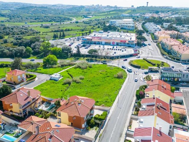 Sintra Lourel Lote de Terreno c/679m2 para Construção de Moradia Isolada