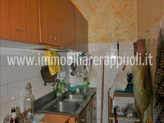 Sinalunga vendesi terratetto di mq 176 composto al piano ter. 176m² Sinalunga