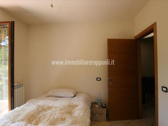 Sinalunga vendesi villetta a schiera capotesta di mq 153 com. 153m² Rigomagno