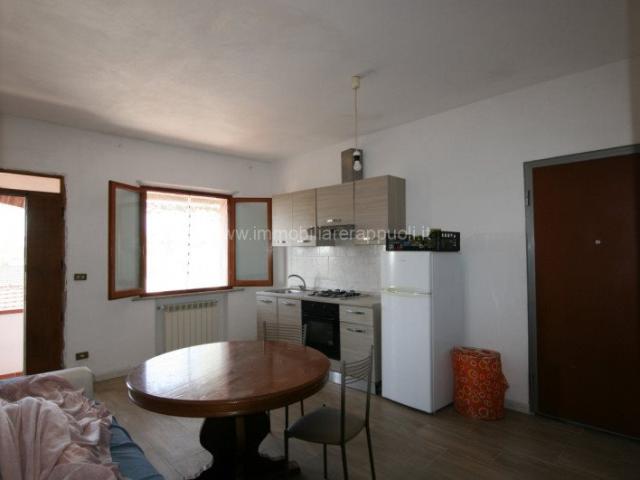 Sinalunga vendesi villetta capotesta di mq 191 composta al p. 191m² Sinalunga